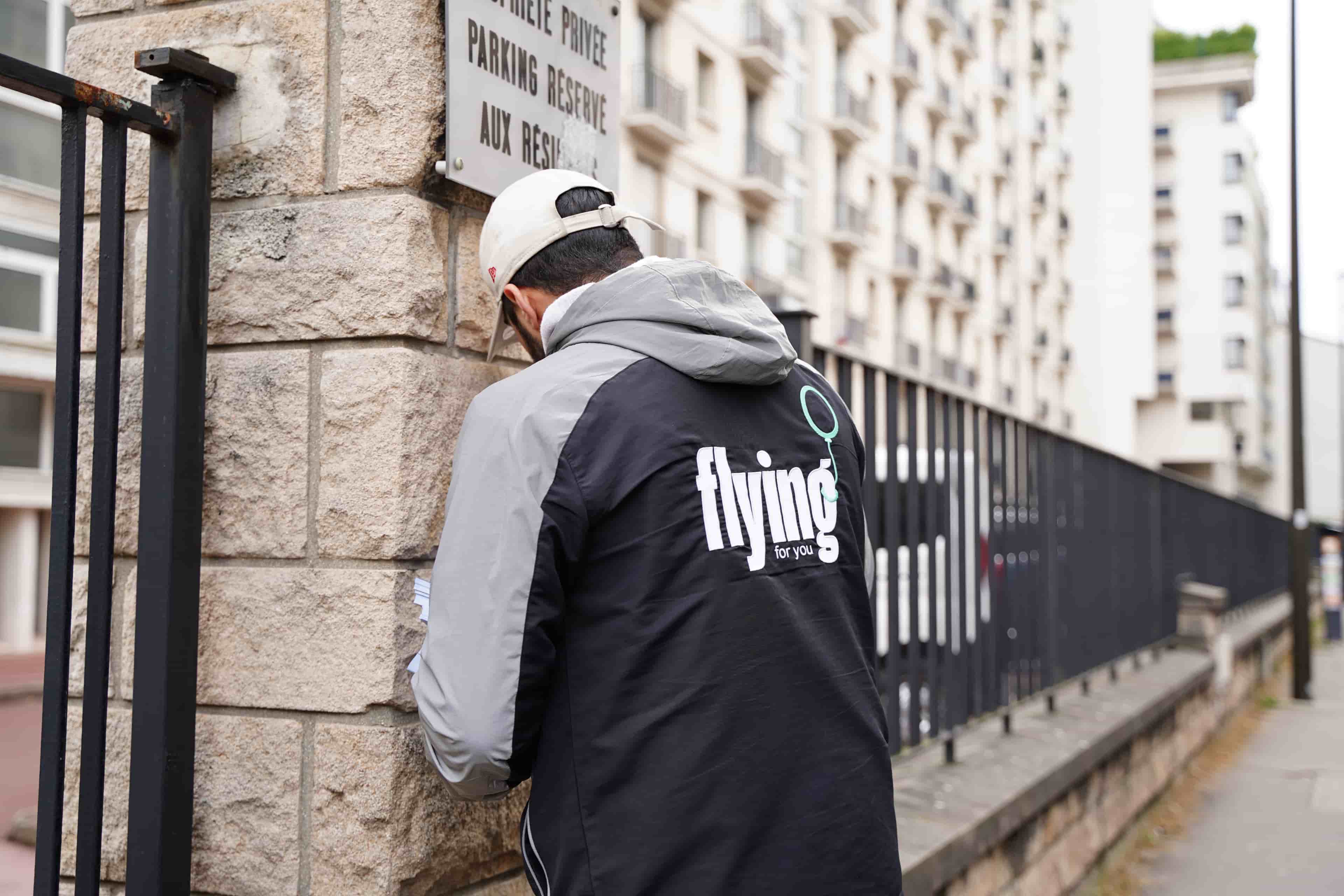 image for Le porte-à-porte.