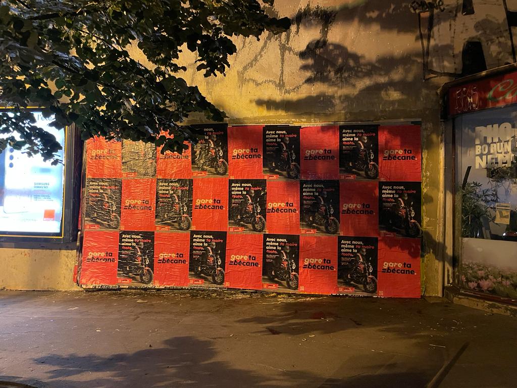 format-et-visuel-affiches-sauvages-2