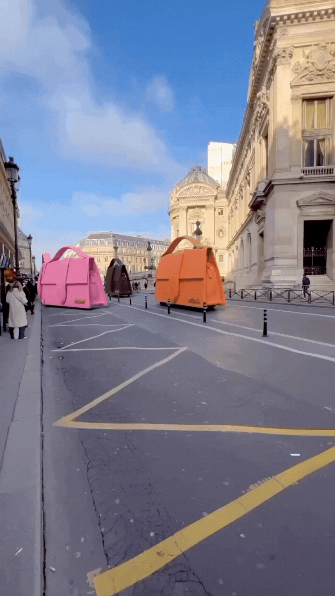 street-marketing-jacquemus-realite-augmentee street-marketing-jacquemus-realite-augmentee