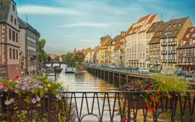 Distribution de flyers à Strasbourg : formats, ciblage et étapes pour performer